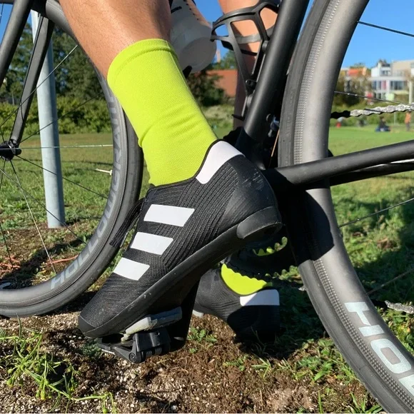 NEW Adidas Unisex-Adult The Road Shoe Cycling